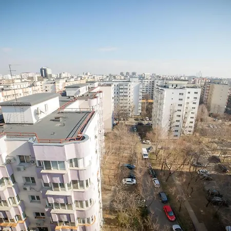 Nobel: Premium Two-room In Bucharest's Center! דירה