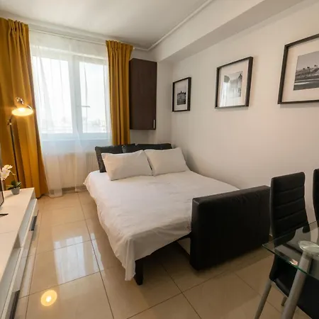 Nobel: Premium Two-room In Bucharest's Center! Apartamento Bucarest
