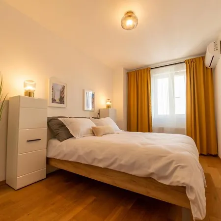 Nobel: Premium Two-room In Bucharest's Center! Bükreş