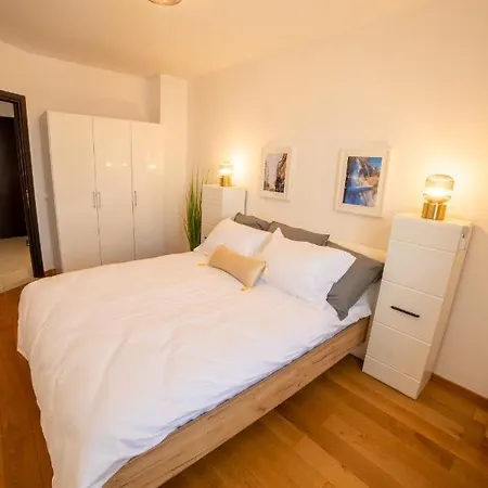 Nobel: Premium Two-room In Bucharest's Center! Bükreş